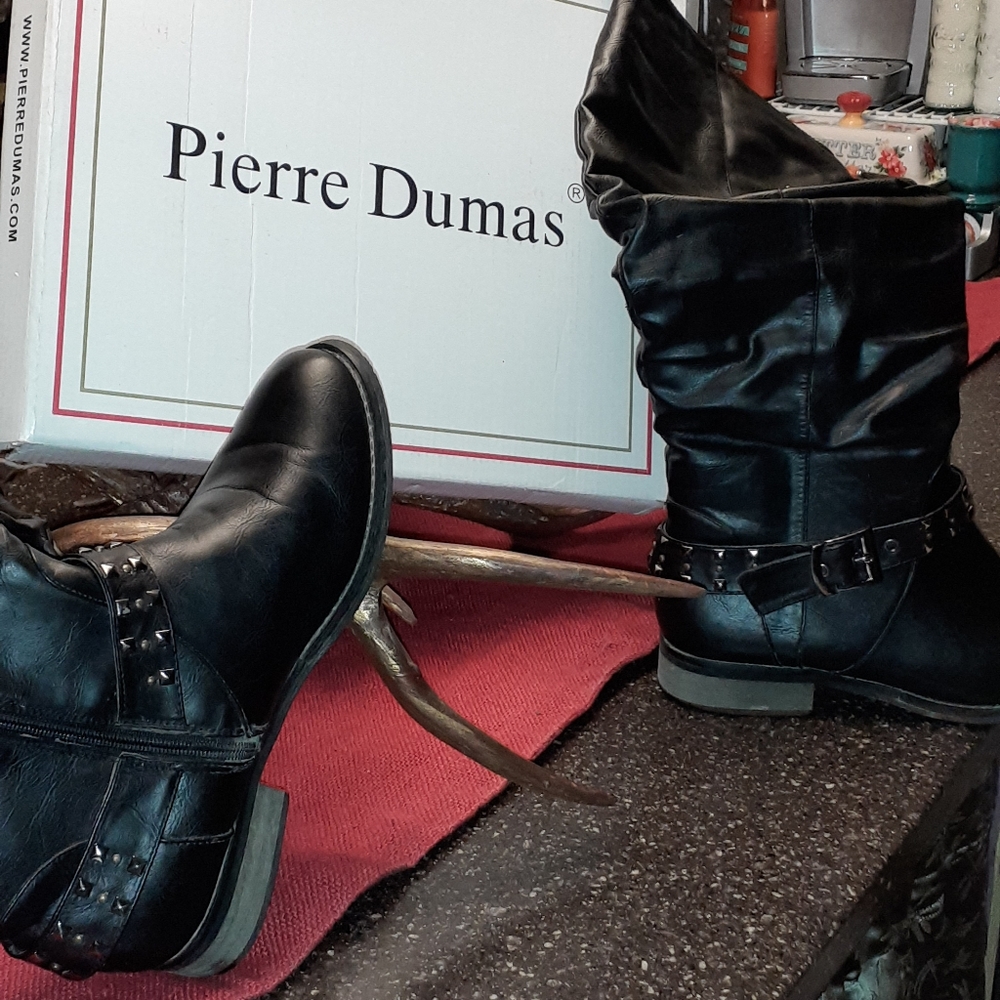 Boots - Picture 2 of 2